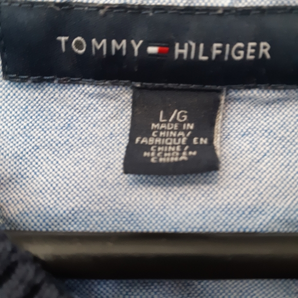 Tommy Hilfiger Large Sweater - Picture 2 of 9